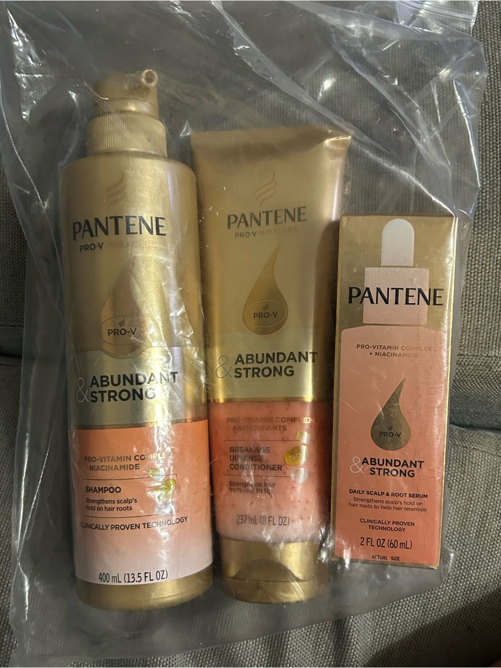 Pantene Abundant & Strong Shampoo - Gold/Peach